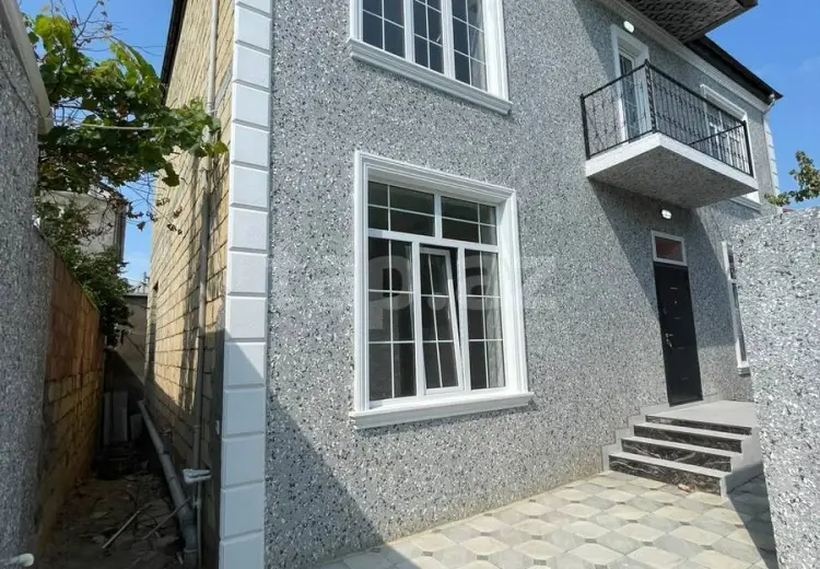 6 otaqlı mənzil , Xırdalan