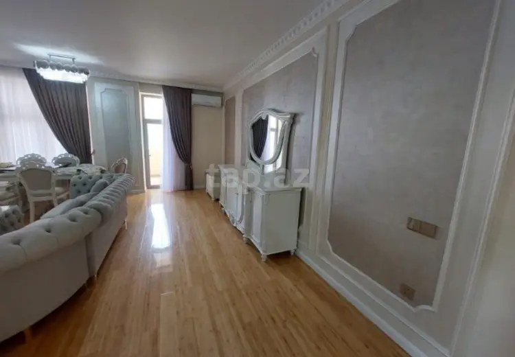 4 otaqlı mənzil , Bakı
