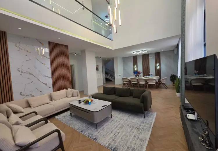 8 otaqlı mənzil Satılır, Badamdar qəs., Səbail, Bakı
