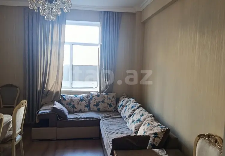 700 AZN - 4 otaqlı mənzil Kirayə (aylıq), Sumqayıt