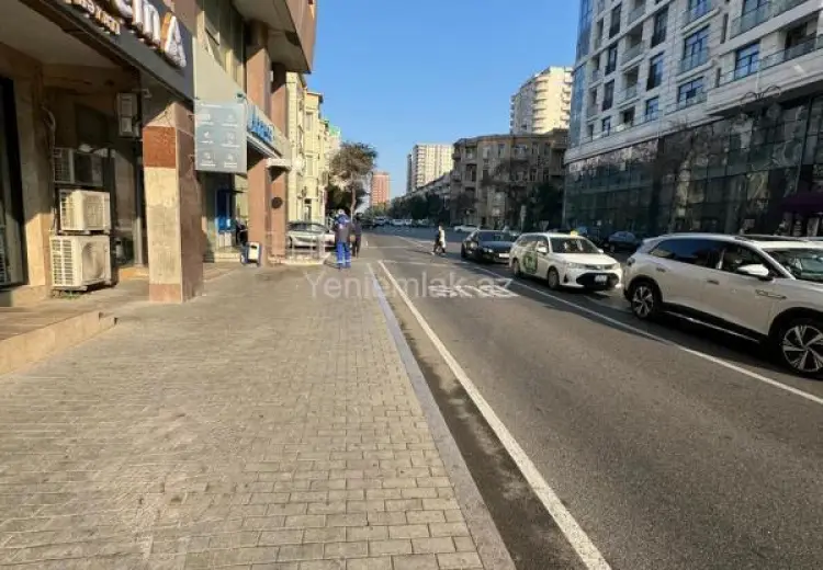 250 m² Obyekt / Ofis Kirayə (aylıq), Nəsimi, Bakı