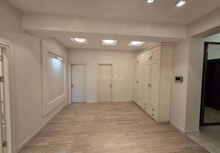 200 m² Obyekt / Ofis Satılır, Yasamal, Bakı