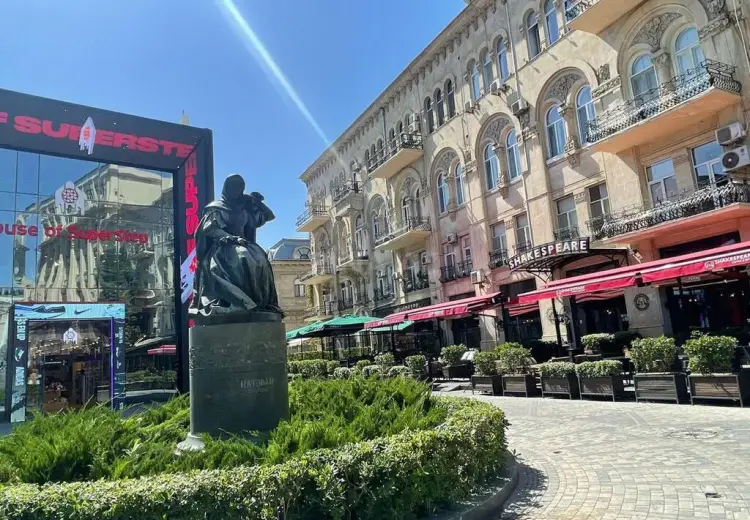 190 m² Obyekt / Ofis Satılır, İçəri şəhər, Səbail, Bakı