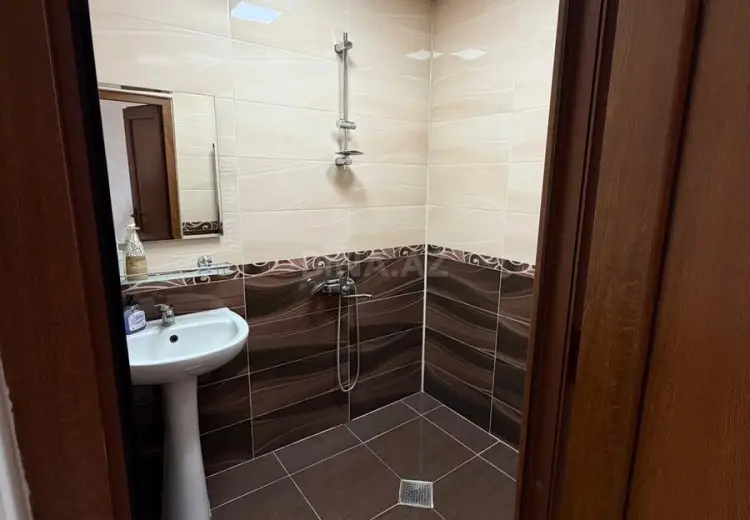3 otaqlı mənzil Satılır, Gəncə