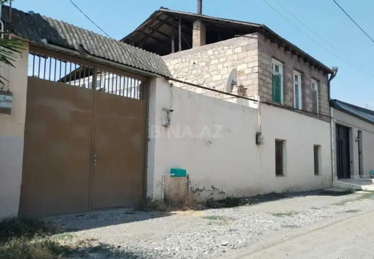 5 otaqlı mənzil Satılır, Gəncə