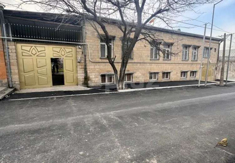 7 otaqlı mənzil , Gəncə