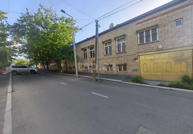 7 otaqlı mənzil , Gəncə
