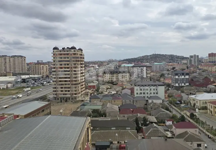 5 otaqlı mənzil , Xırdalan