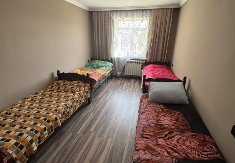 3 otaqlı mənzil Satılır, Quba
