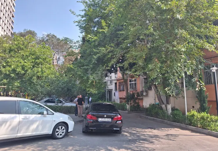 3 otaqlı mənzil , Bakı
