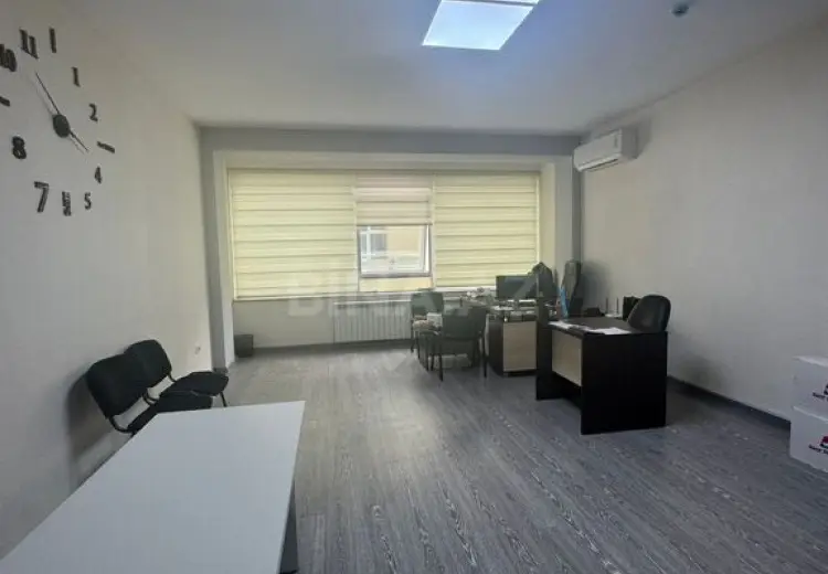 40 m² Obyekt / Ofis Kirayə (aylıq), Nərimanov, Bakı