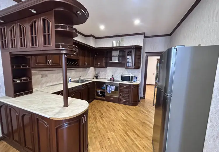 5 otaqlı mənzil Kirayə (aylıq), Nəsimi, Bakı