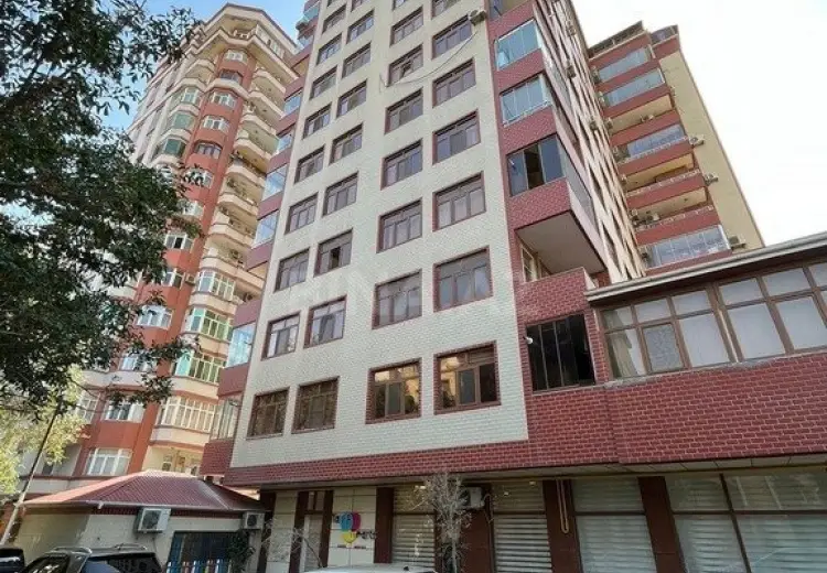 4 otaqlı mənzil Satılır, Nəsimi, Bakı