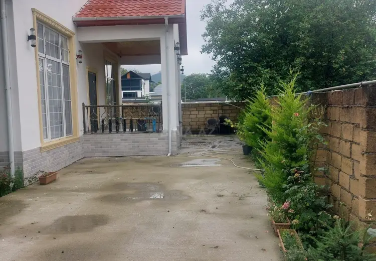 3 otaqlı mənzil Satılır, Qəbələ