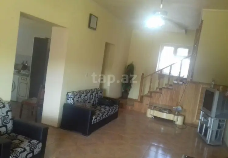 6 otaqlı mənzil , Bakı