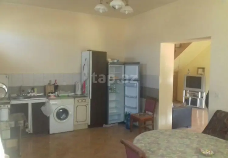 6 otaqlı mənzil , Bakı