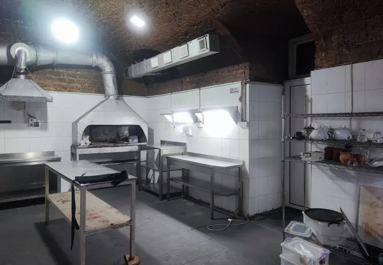 220 m² Obyekt / Ofis Kirayə (aylıq), Səbail, Bakı