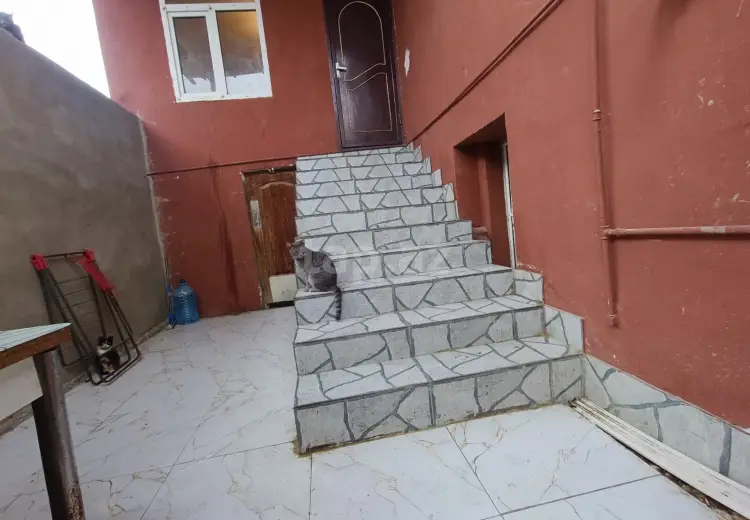 4 otaqlı mənzil , Xırdalan