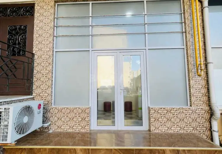 80 m² Obyekt / Ofis Kirayə (aylıq), Laçın