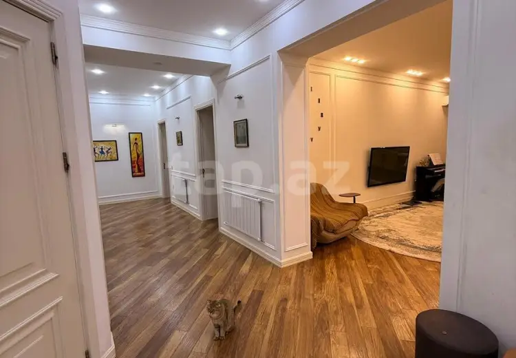 4 otaqlı mənzil , Bakı