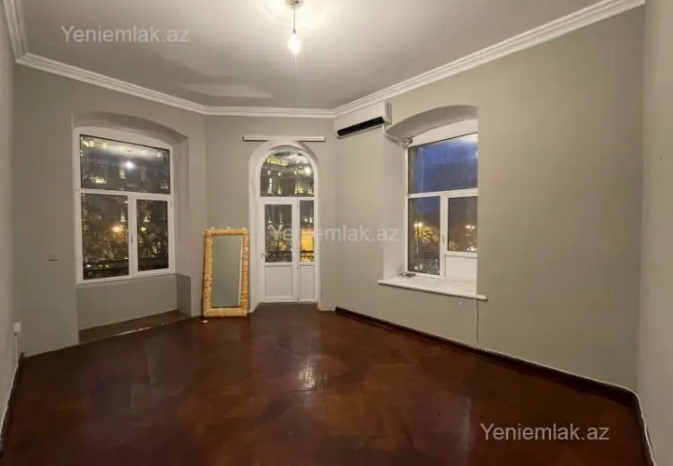 60 m² Obyekt / Ofis Kirayə (aylıq), Səbail, Bakı