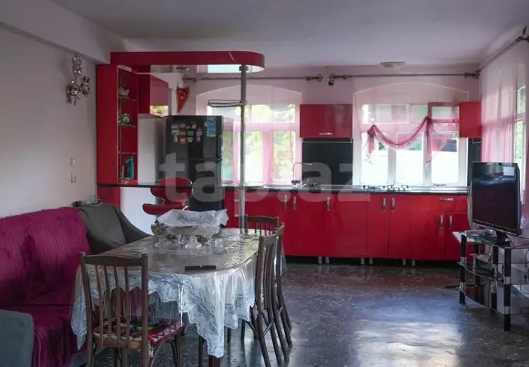 7 otaqlı mənzil , Zaqatala