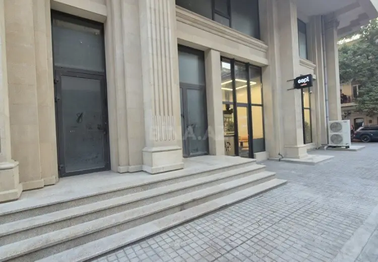 222 m² Obyekt / Ofis Satılır, Səbail, Bakı