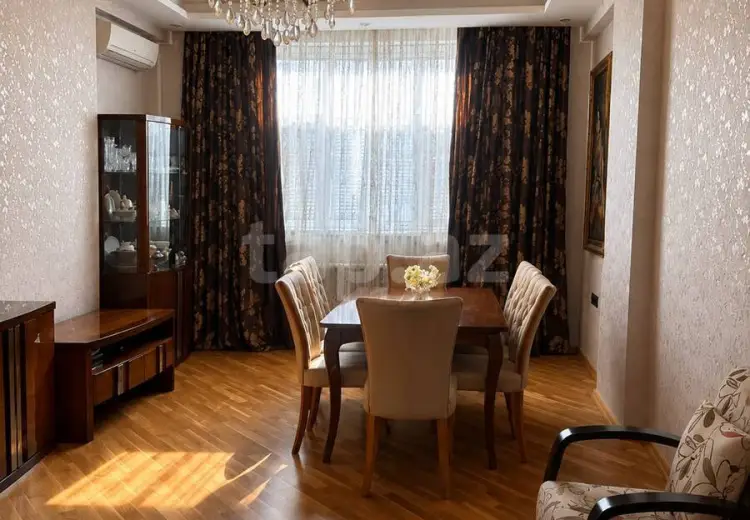 3 otaqlı mənzil , Bakı