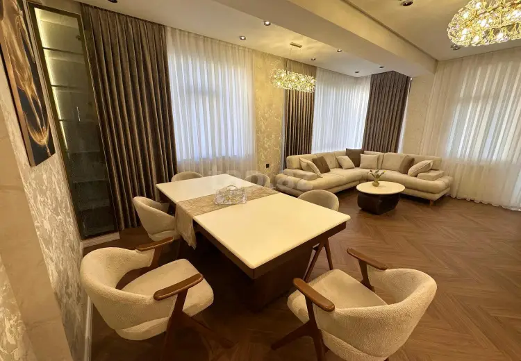 3 otaqlı mənzil , Bakı