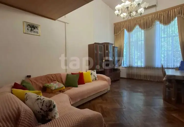 3 otaqlı mənzil , Bakı
