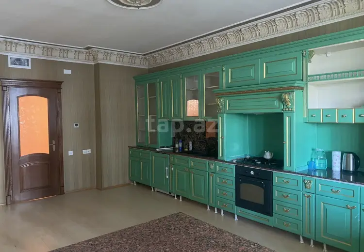 4 otaqlı mənzil , Bakı