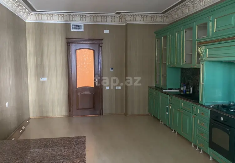 4 otaqlı mənzil , Bakı