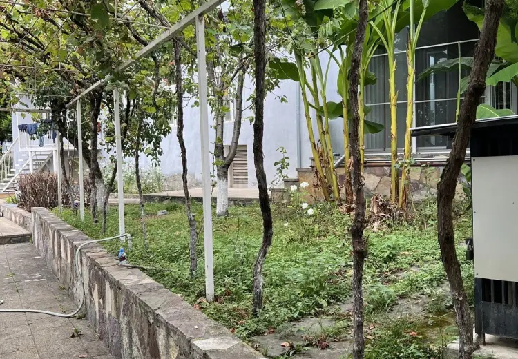 7 otaqlı mənzil Satılır, Oğuz