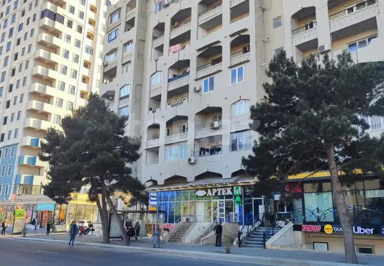 3 otaqlı mənzil , Bakı
