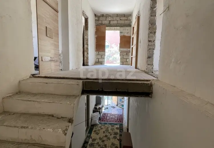 5 otaqlı mənzil , Bakı