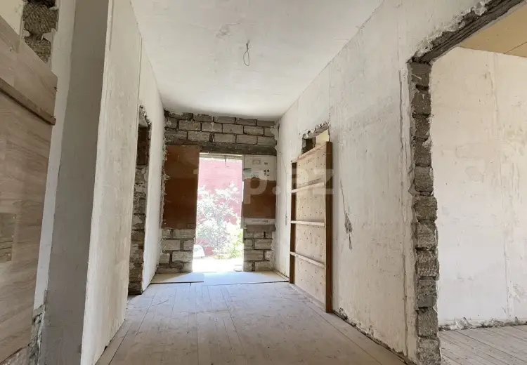 5 otaqlı mənzil , Bakı