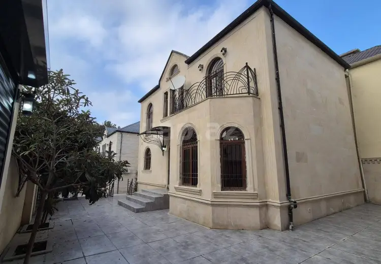 4 otaqlı mənzil , Xırdalan