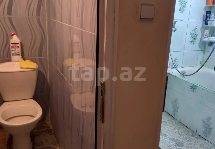 4 otaqlı mənzil , Şəki