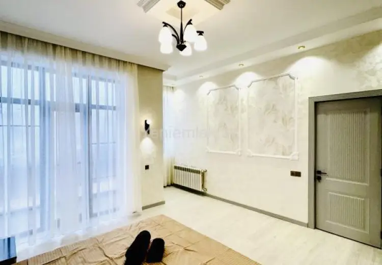 4 otaqlı mənzil Satılır, Qəbələ