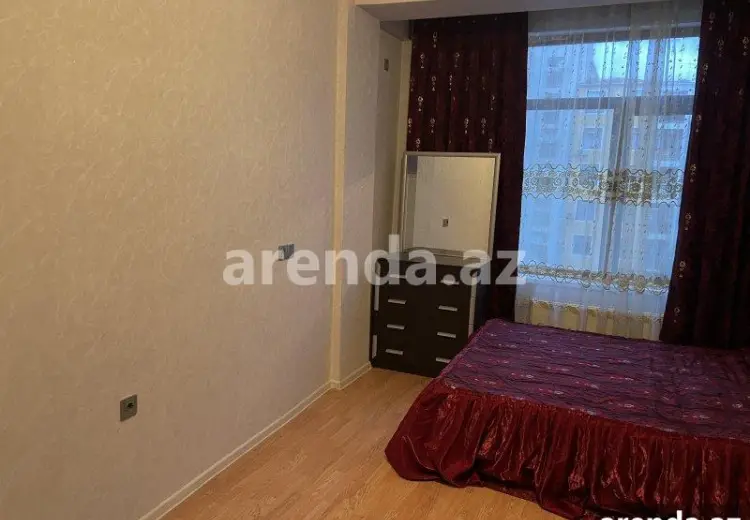 3 otaqlı mənzil Satılır,