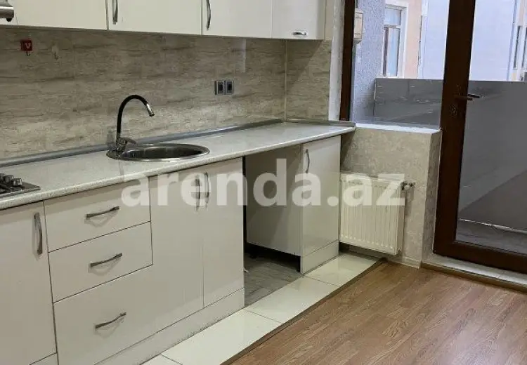 3 otaqlı mənzil Satılır,