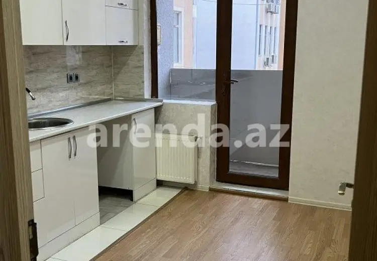 3 otaqlı mənzil Satılır,