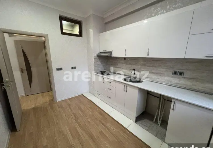 3 otaqlı mənzil Satılır,
