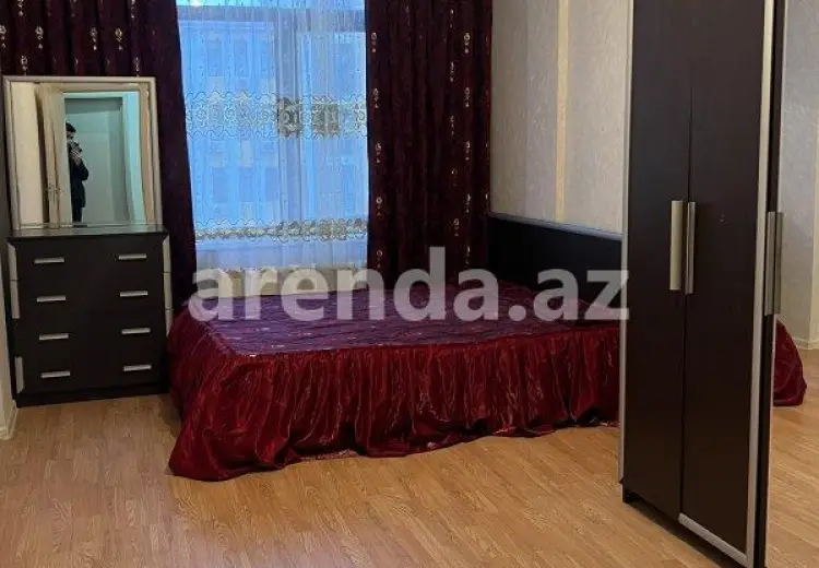 3 otaqlı mənzil Satılır,