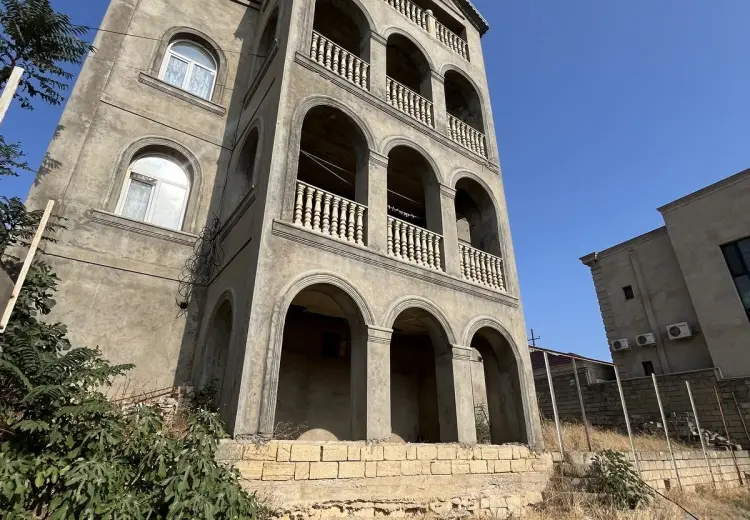 7 otaqlı mənzil Satılır, Badamdar qəs., Səbail, Bakı