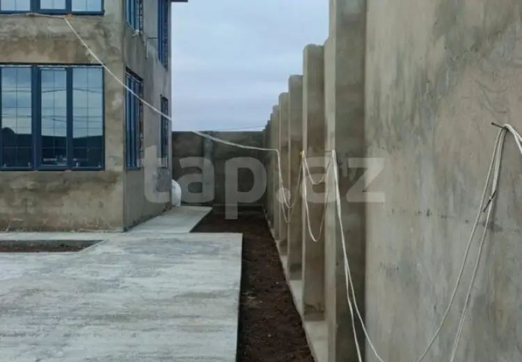 7 otaqlı mənzil , Bakı