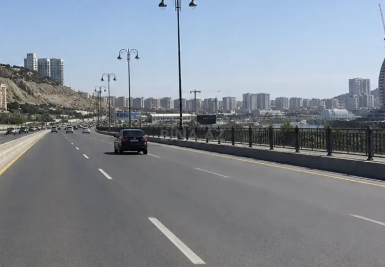 600 m² Obyekt / Ofis Satılır, Bayıl qəs., Səbail, Bakı