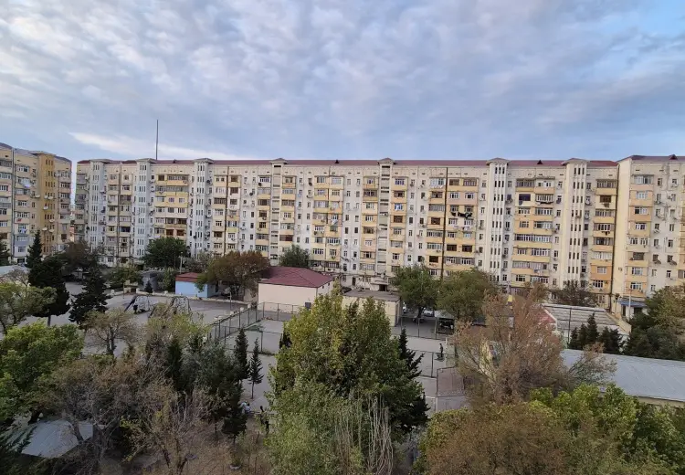 4 otaqlı mənzil , Sumqayıt