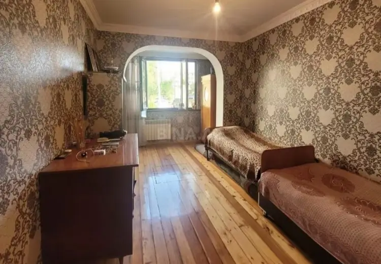 5 otaqlı mənzil Satılır, Gəncə
