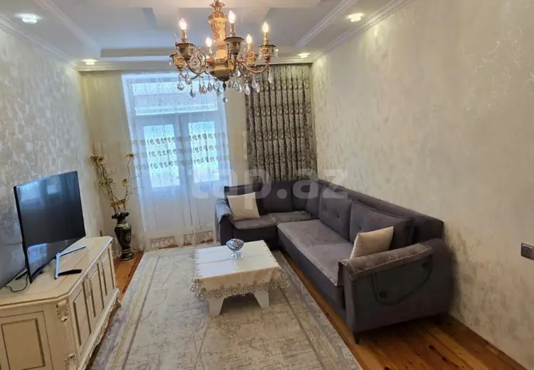 4 otaqlı mənzil , Bakı